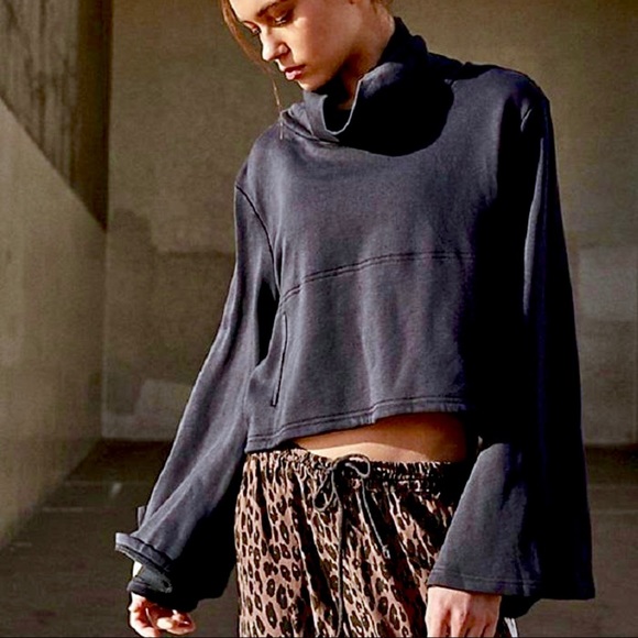 Free People Salvation Turtleneck Sweatshirt Black - Picture 8 of 8